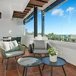 Modern - 2 Bedrooms, Beachside - Puerto Banus