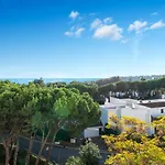 Modern - 2 Bedrooms, Beachside - Puerto Banus Apartman Marbella