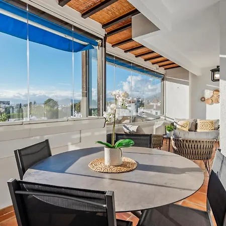 Modern - 2 Bedrooms, Beachside - Puerto Banus *