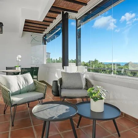 Modern - 2 Bedrooms, Beachside - Puerto Banus