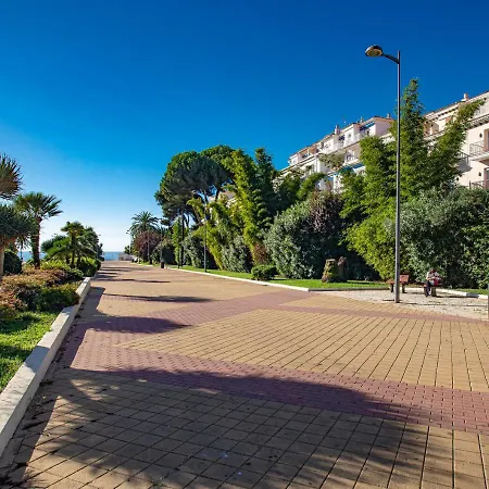 דירה Modern - 2 Bedrooms, Beachside - Puerto Banus מארבלה