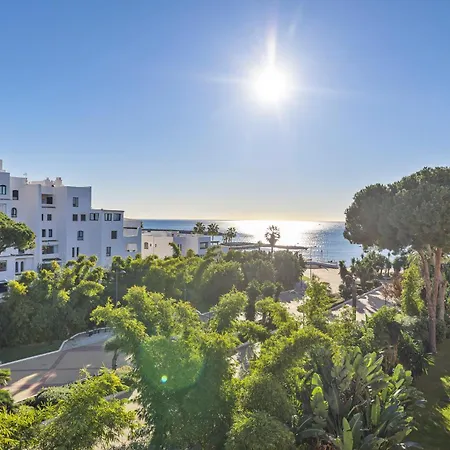 Modern - 2 Bedrooms, Beachside - Puerto Banus