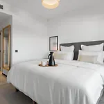 아파트 Modern - 2 Bedrooms, Beachside - Puerto Banus