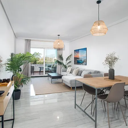 Апартаменты Modern - 2 Bedrooms, Beachside - Puerto Banus Марбелья