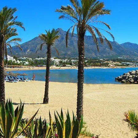 Modern - 2 Bedrooms, Beachside - Puerto Banus Appartement