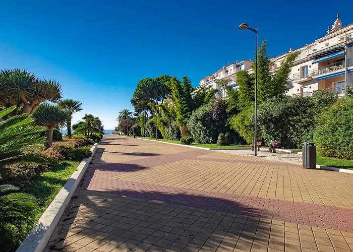 Апартаменты Modern - 2 Bedrooms, Beachside - Puerto Banus Марбелья
