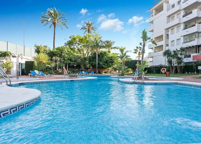 Modern - 2 Bedrooms, Beachside - Puerto Banus