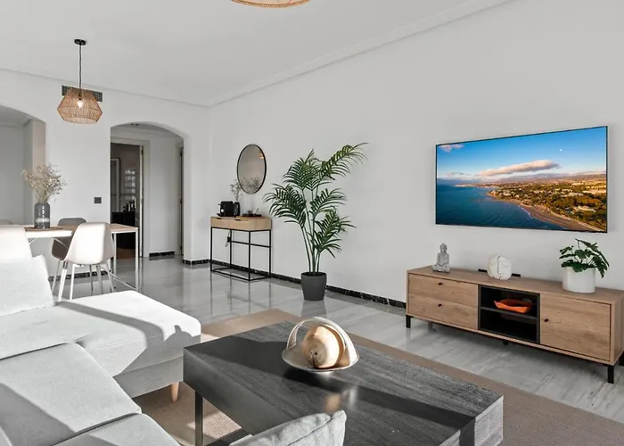 Modern - 2 Bedrooms, Beachside - Puerto Banus Marbella