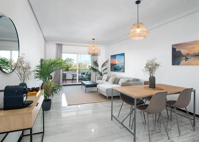 Apartamento Modern - 2 Bedrooms, Beachside - Puerto Banus Marbella